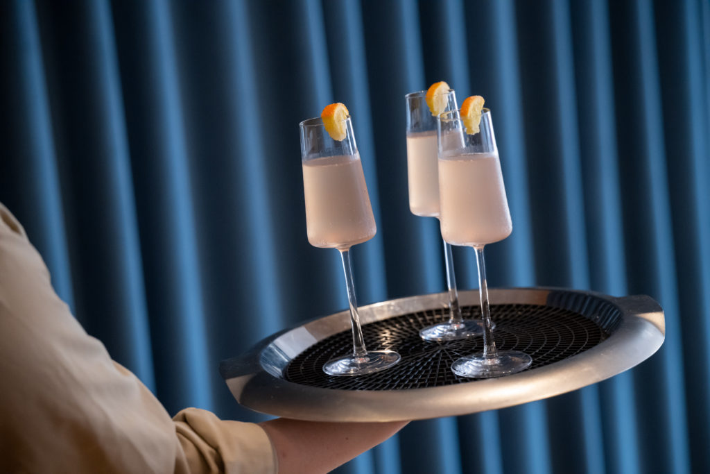 It was a cocktails and Cross sort of day (Photo by Bruno Snap the Picture )