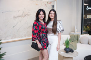 Angela Watts, Victoria Watts (Photo by Daniel Ortiz)