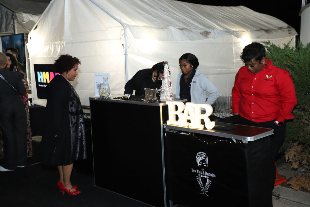 C& R Bar at The Houston Museum of African American Culture Champagne & Ribs (Photo by Patryce Coleman Jackson)