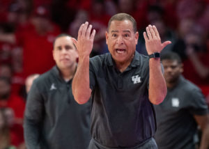 The #1 ranked University of Houston Cougars were beaten by the #4 ranked Alabama CrimsonTide at the Fertitta Center