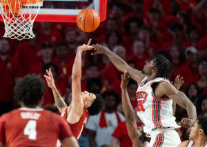 The #1 ranked University of Houston Cougars were beaten by the #4 ranked Alabama CrimsonTide at the Fertitta Center