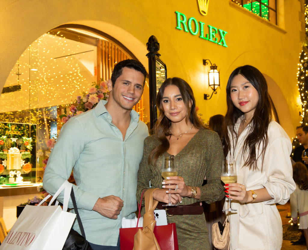 Guests at the 2022 Highland Park Village Shopping Stroll (Photo by George Fiala)