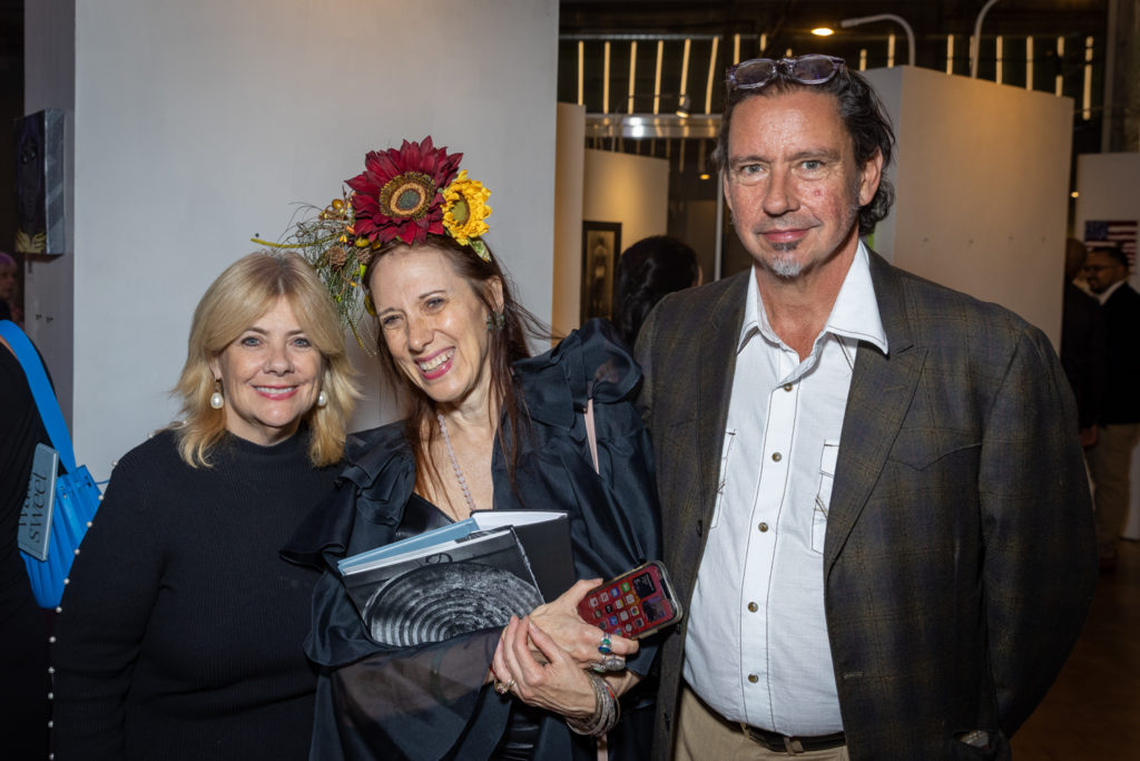 Justice Meg Poissant, Catherine D. Anspon & John Walker at the Art League Houston Luminaries Gala (Photo by Alex Barber and Laura Burlton)