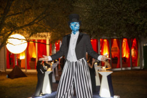 Stilt walker welcoming guests to Cirque Surréaliste. Photo by Jenny Antill