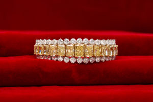 Tenenbaum Jewelers Important estate radiant-cut fancy yellow bracelet