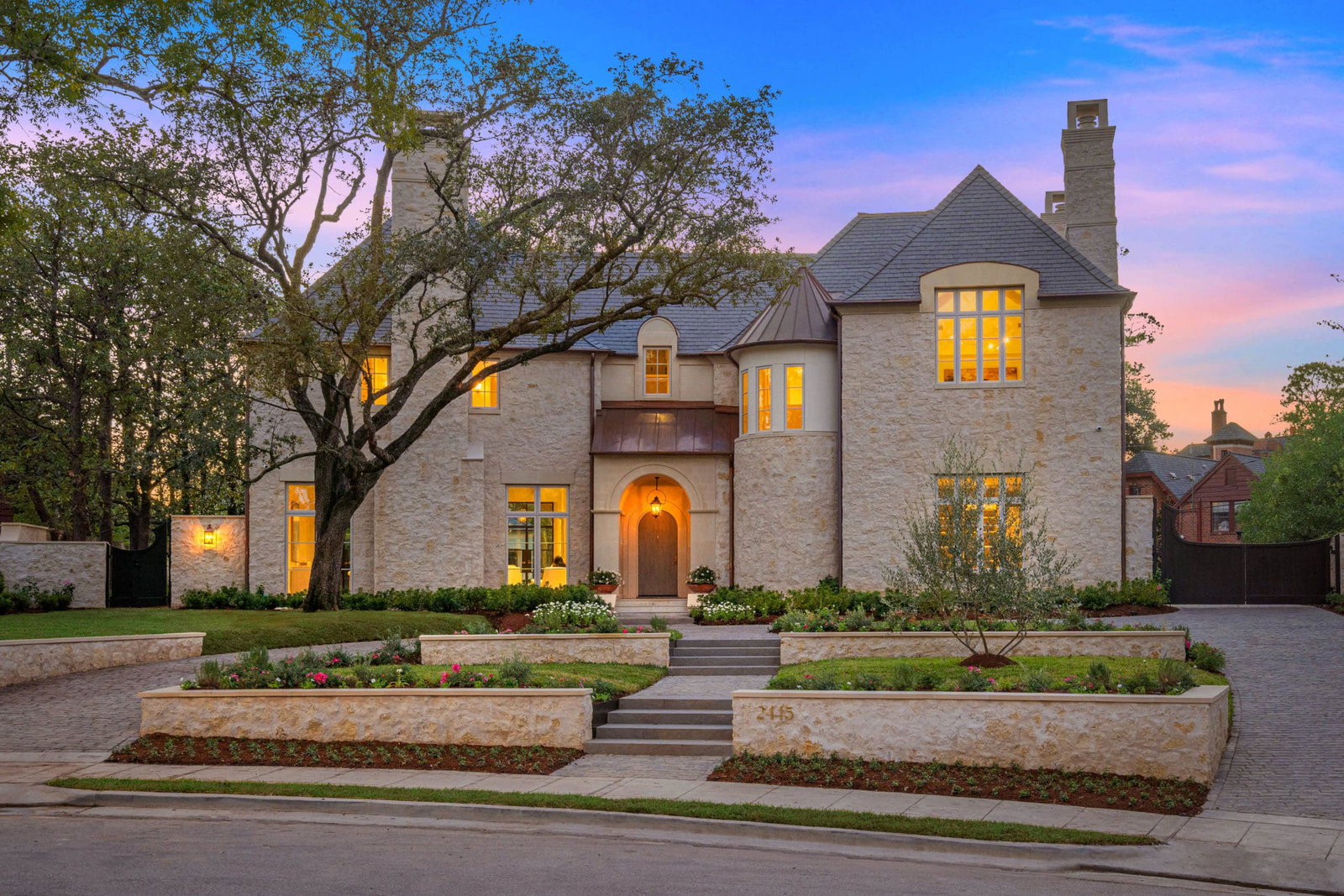 Travis Kelce Purchases Gilded Age Mansion For 5.35 Million Below 5.99 Million Asking Price