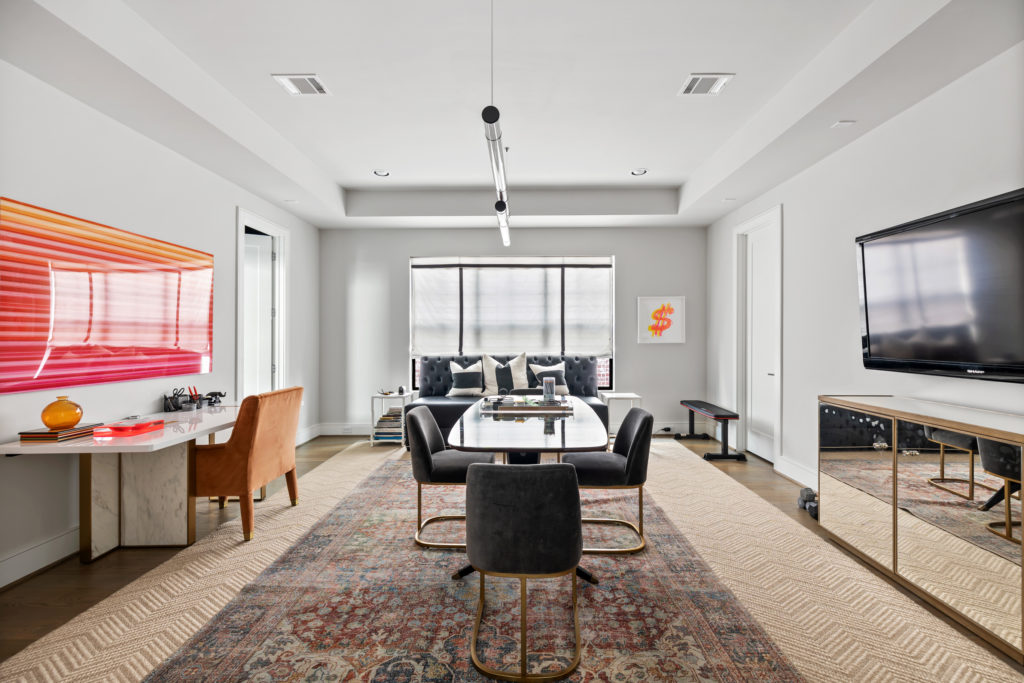 The second floor den in the townhome at 1919 Elmen St. in Houston. (Photo by JG Photography)