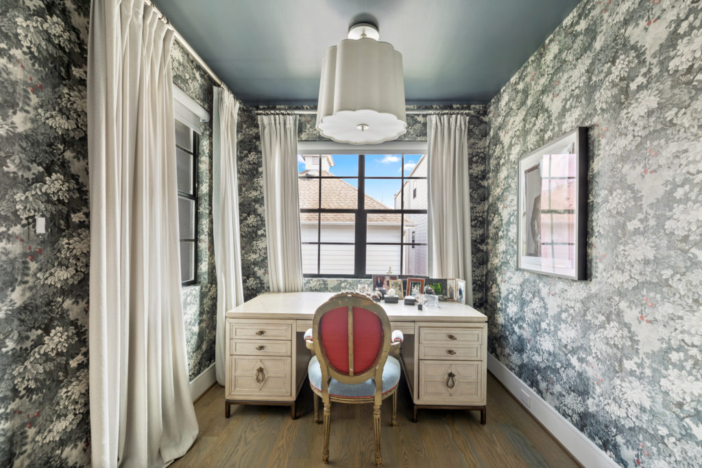 A quiet nook in the primary bedroom at 1919 Elmen St. in Houston where Marnie Greenwood of Compass has the listing. (Photo by JG Photography)