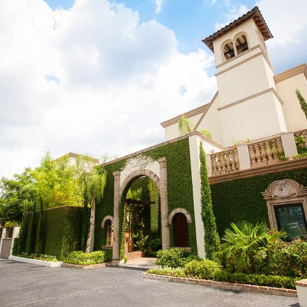 Why The Bell Tower on 34th Is One of The Most SoughtAfter Wedding and