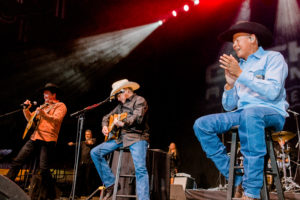 Tracy Byrd, Mark Chesnutt, and Neal McCoy perform at the Junior League of Fort Worth Grand Entry Gala. )Photo by Canon Elizabeth Photography)