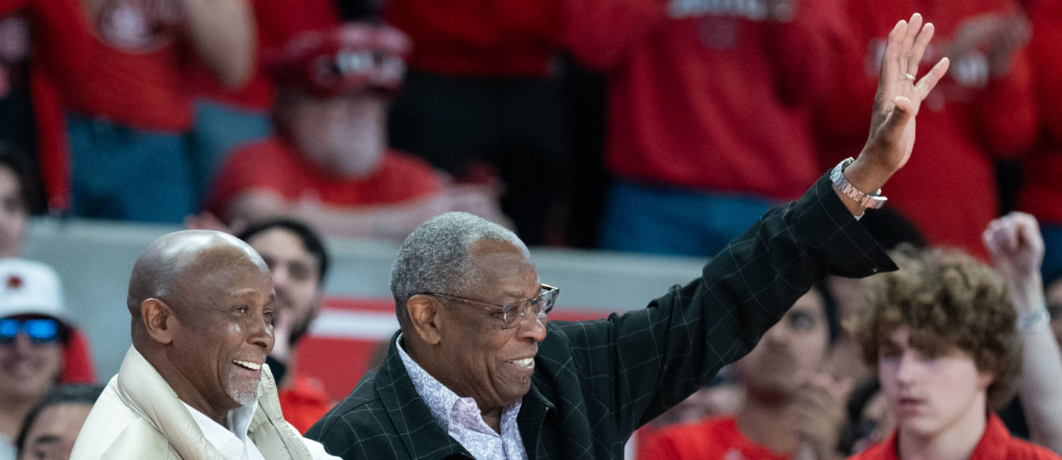 University of Houston Cougars men’s basketball team were beat by the Temple Owls Saturday at the Fertitta Center