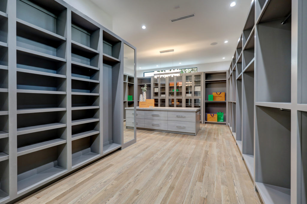 Levant Luxury Homes' 275 Pine Hollow Lane, represented by DeeDee Guggenheim Howes of Compass. (Photo by TK Images)