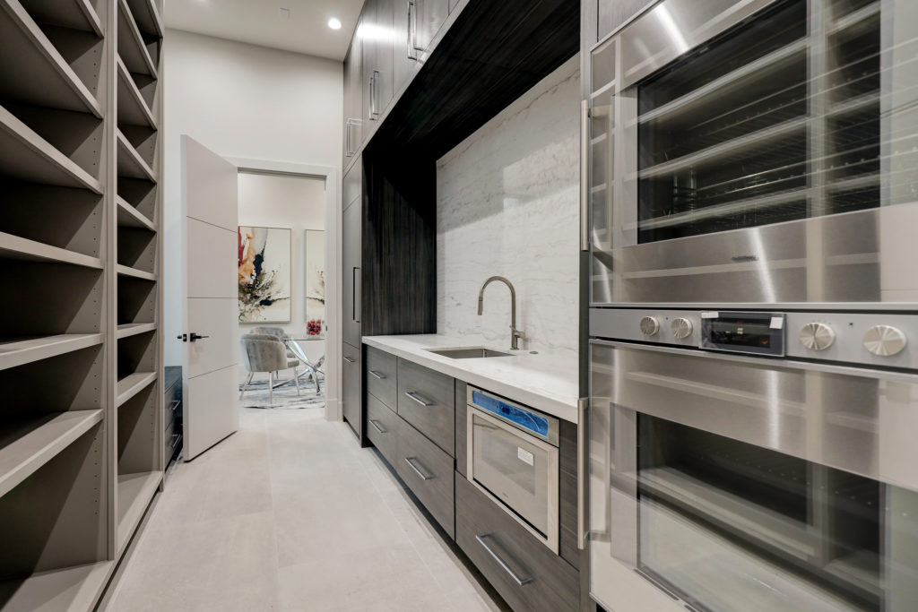 Levant Luxury Homes' 275 Pine Hollow Lane, represented by DeeDee Guggenheim Howes of Compass. (Photo by TK Images)