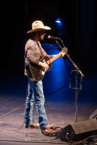 Ryan Bingham, The Brookwood Community, Yellowstone