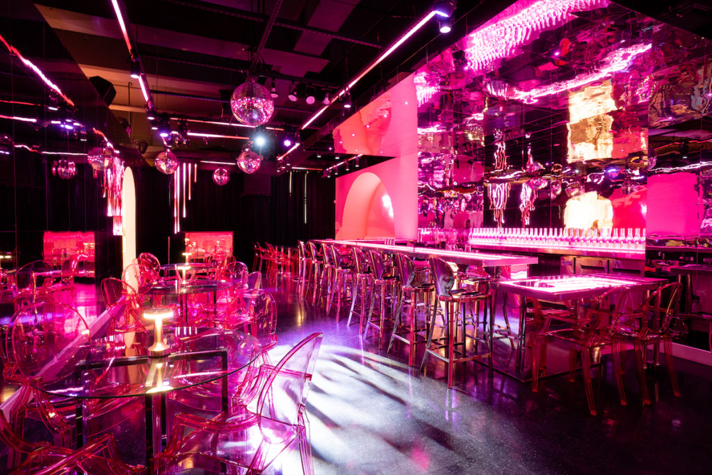 The Calirosa Cocktail Lounge within Sweet Tooth Hotel's downtown Dallas flagship. (Photo by TA Visuals)