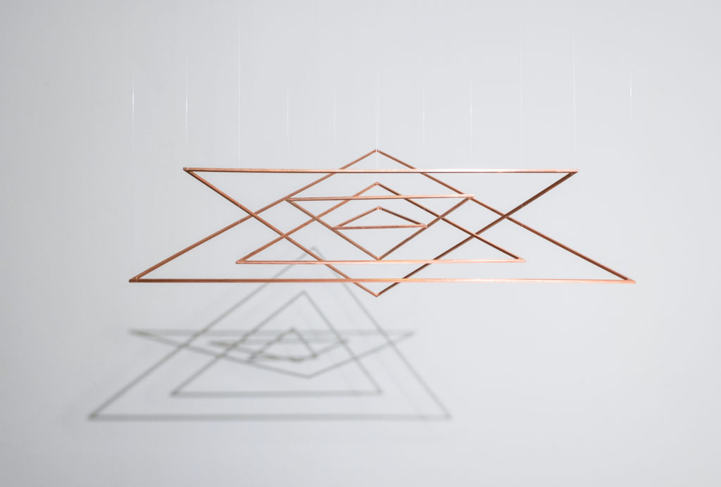 Elias Crespin's "Trianguconcéntricos Cuivre," 2021