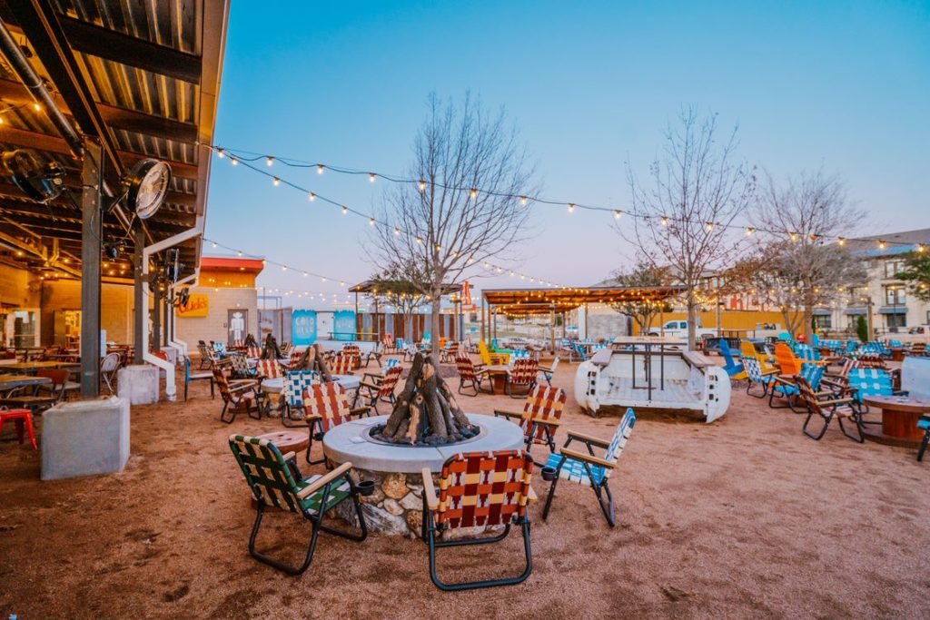 Truck Yard Alliance perfects the backyard casual backyard feel.
