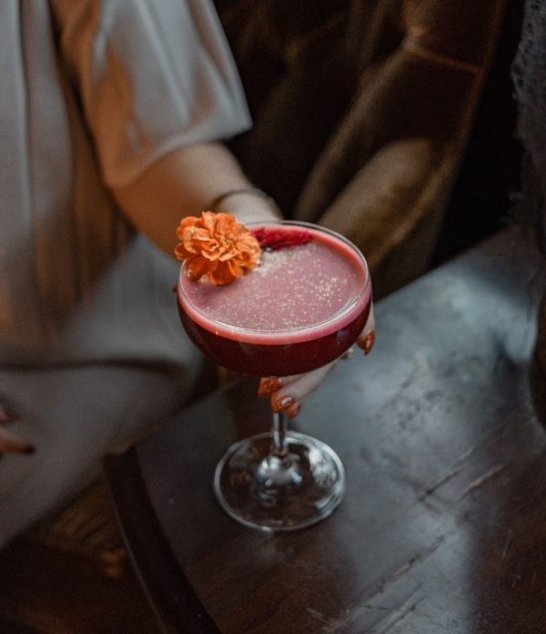 Best Bars in Dallas, From Upscale Cocktails to Classic Dives