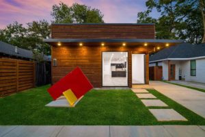 3920 Avant St, Dallas, TX 75215 | 369,900
