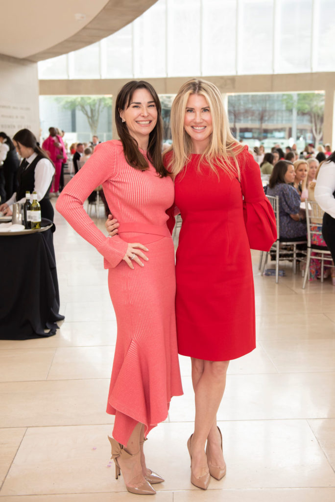 Tia Wynne, Jonika Nix (Photo by Tamytha Cameron)