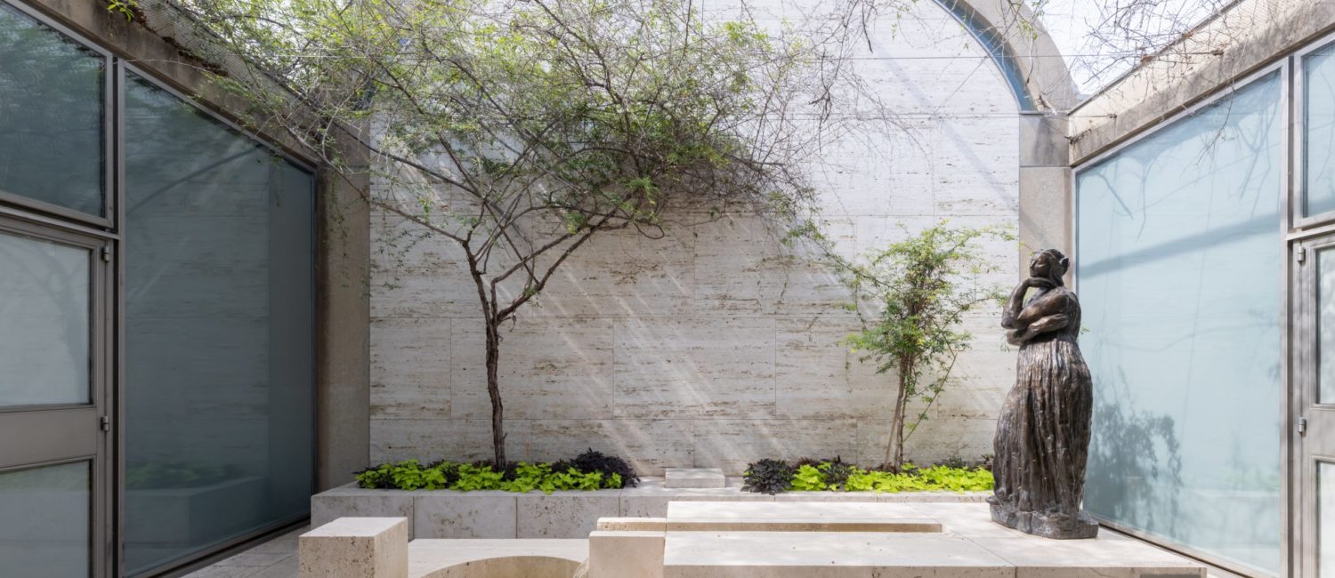 Kimbell Art Museum, Penelope courtyard