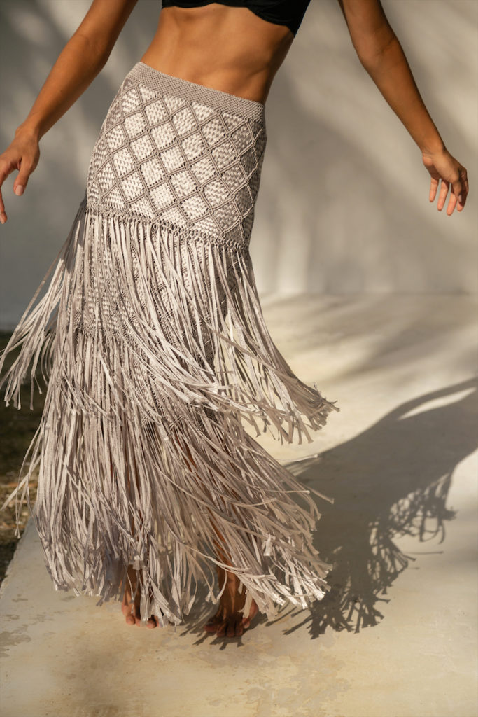 Colombian designer Colombian's handwoven apparel and bags. 