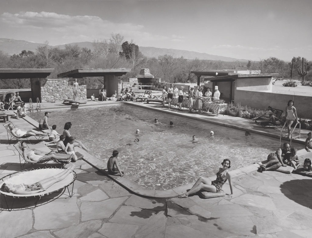 Wellness Resort Canyon Ranch is - 109 HiQ Pool 1024x783 