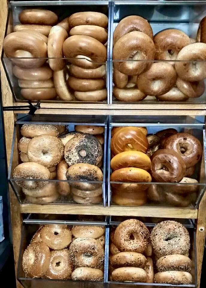 Deli News Bagels