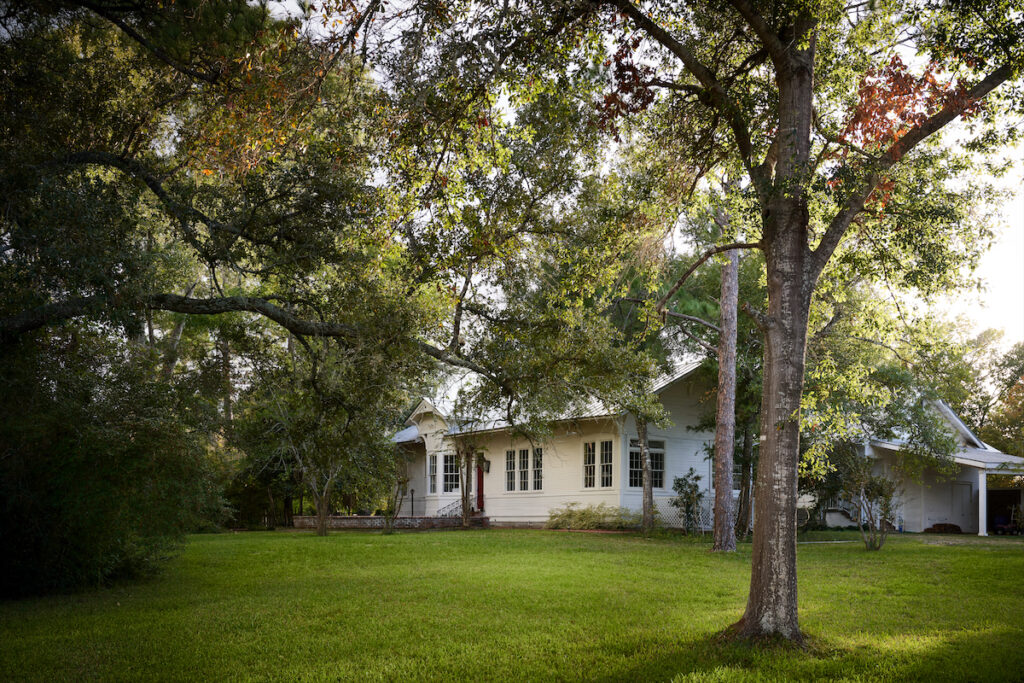 The farm includes a restored and expanded 1847 train depot, now a family getaway. The depot was purchased by Marie Phelps near Lyons, TX in the early 1970s and relocated to the property. (Photo by PÄR BENGTSSON)