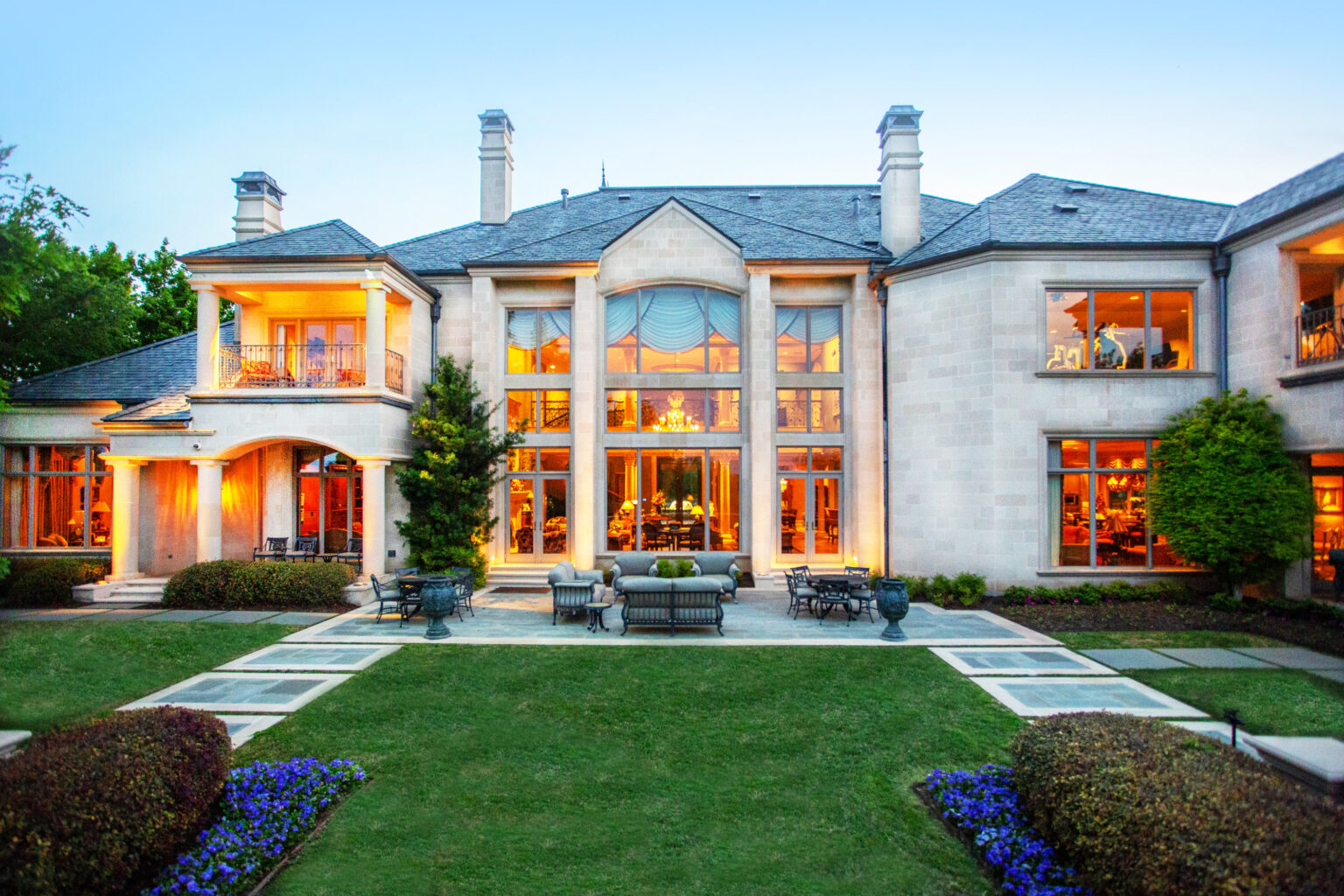 Lavish Fort Worth Mansion to be Auctioned Off by Interluxe