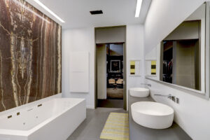 6 and a half E 730 IMG 36_1_1 (Photo by TK Images)