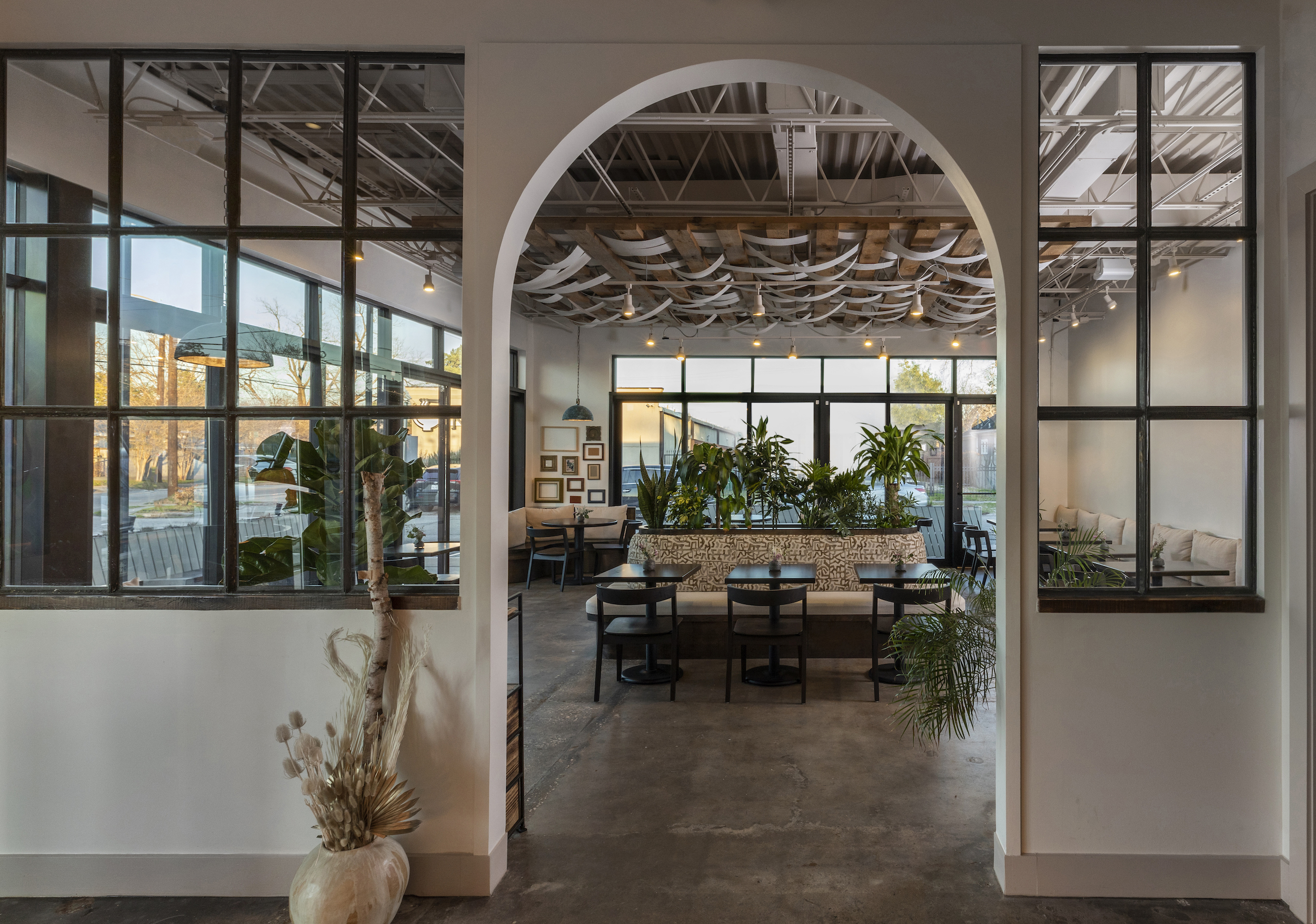 Jun interior (Photo by Claudia Casbarian with JIA Media)
