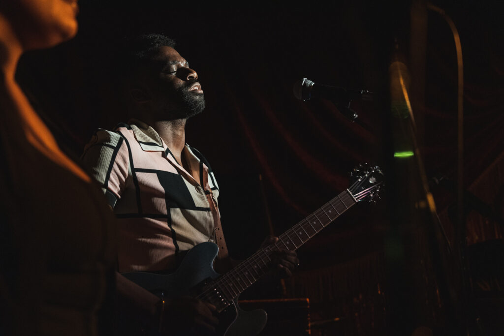 Abraham Alexander onstage at The Kessler in Dallas in February. (Photo by Merrick Ales Photography)