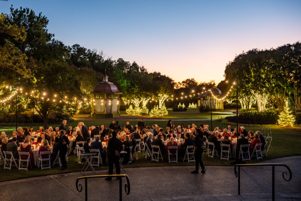 Dinner in the Jonsson Color Garden (Photo by Danny Campbell and Rob Wythe/Wythe Portrait Studio)