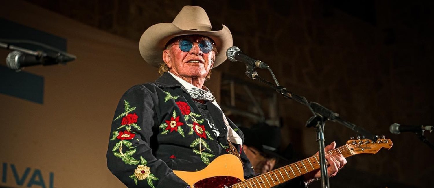 The Barn at Hotel Drover became a dance hall during Jerry P. Nunn’s concert during the first ever Fort Worth Music Festival & Conference.