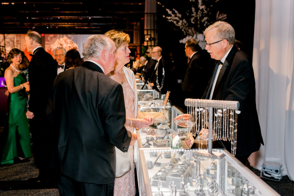 Some partygoers took home fine jewelry from Collection's. (Photo by Canon Elizabeth Photography)