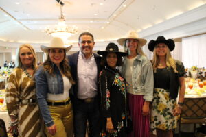 Jill Watson, Isela Garcia, Juan Garcia, Mrs. Neo Jane Masisi, Stacy Hudgens, Melisa Jordan (Photo by courtesy of HLSR)