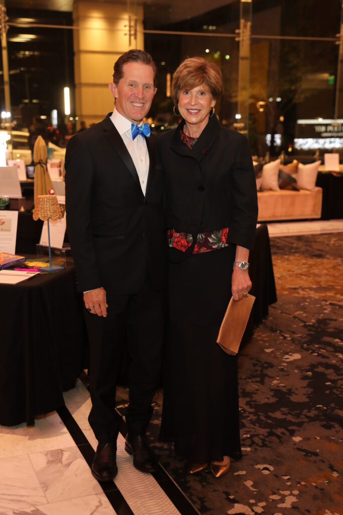 Robert Navo & Ginny Hart at the Mercury Chamber Orchestra gala.