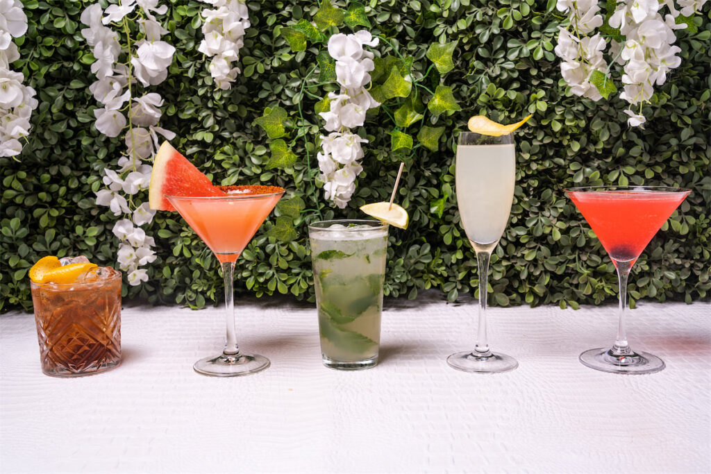 STK has an extensive cocktail, wine, and beer list. (Courtesy of STK Steakhouse)