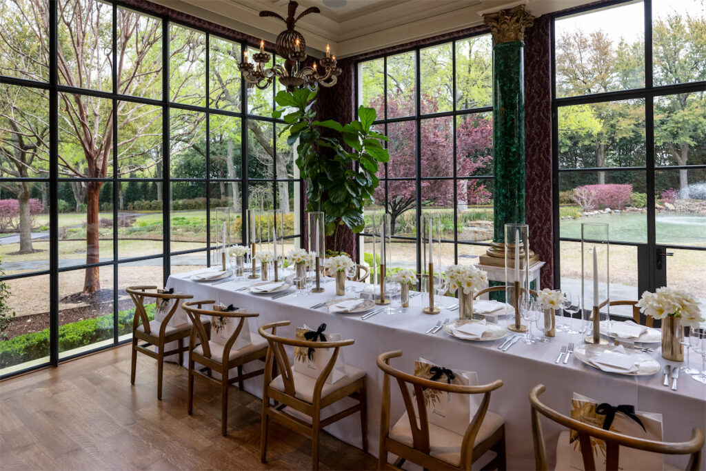 Dinner Table (Photo by Bruno, Snap the Picture)