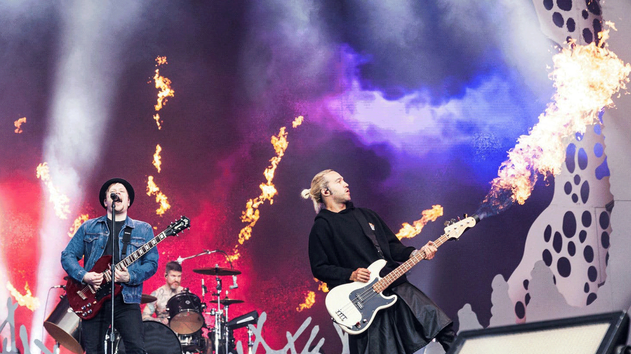 fall out boy bring me the horizon the woodlands