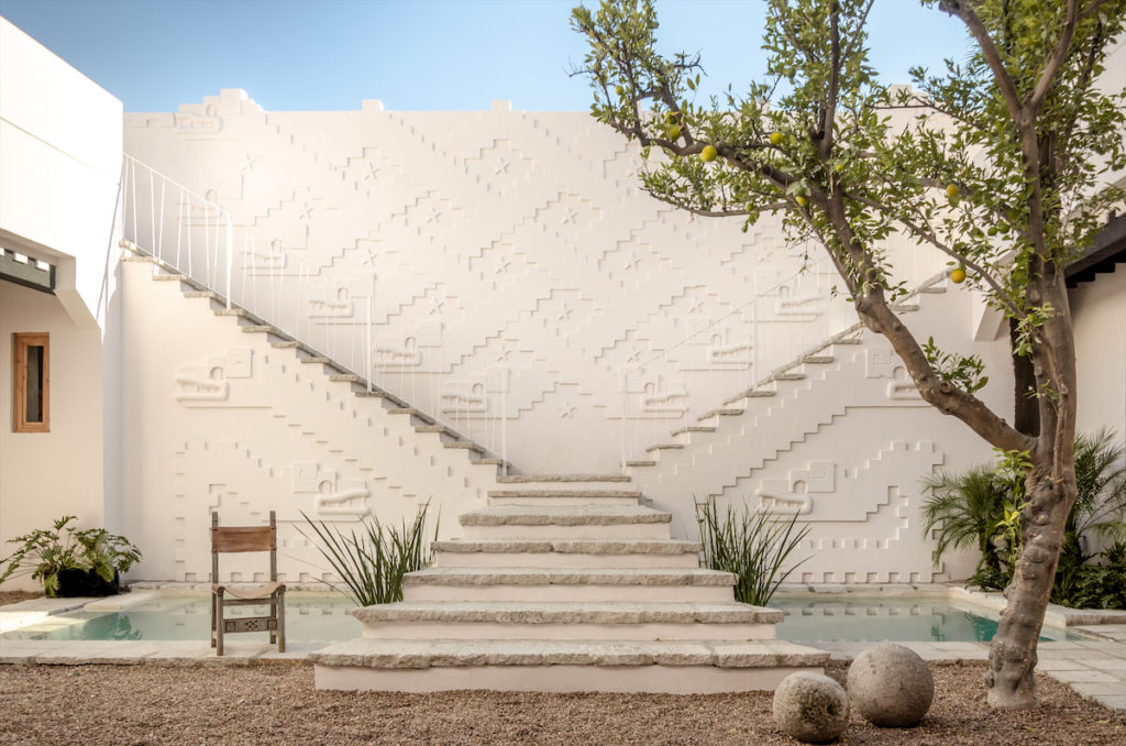 The courtyard of La Valise San Miguel, a newly opened boutique hotel in the beloved colonial-era city. (courtesy) 