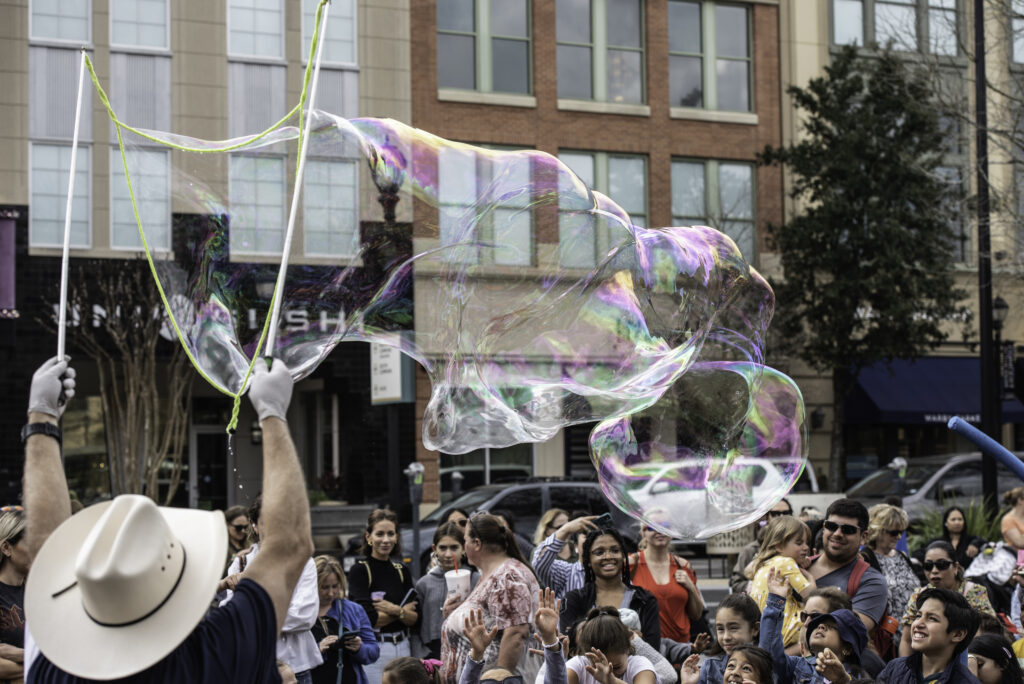Sizzlin's Spring Break at Market Street: Bubbles in the Park ...