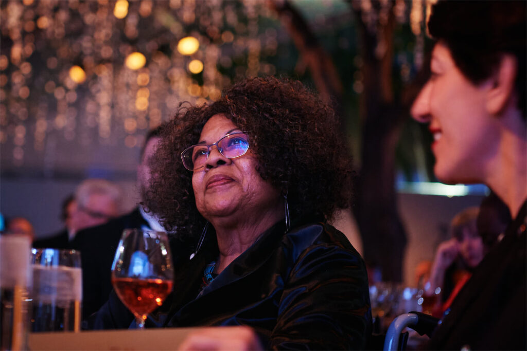 2023 Nasher Prize winner, Laureate Senga Nengudi (Photo by Jonathan Zizzo, A Sea of Love and Can Turk)