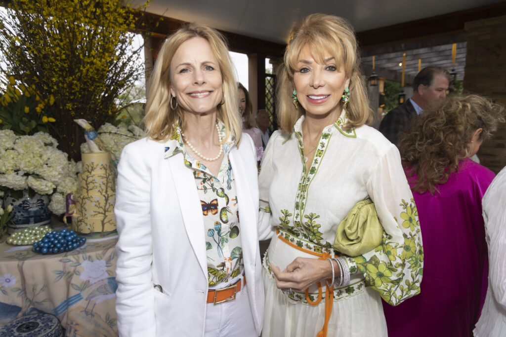 Sara Richardson and Olivia Kearney.  (Photo by Ellman Photography)