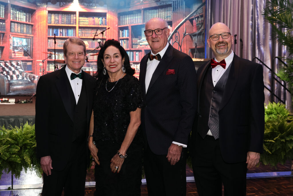 Alley Theatre managing director Dean Gladden, Mady & Ken Kades, Alley Theatre artistic director Rob Melrose at the Alley Ball (Photo by Priscilla Dickson and Jacob Powers)
