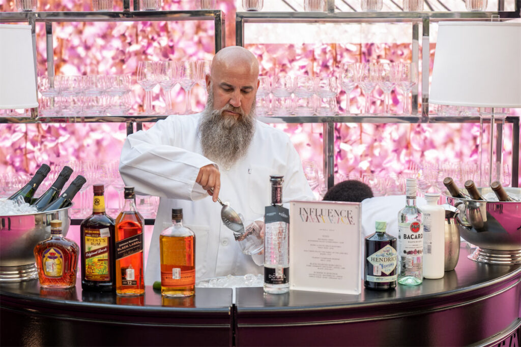 DMA Art Ball Bar (Photo by Bruno Snap The Picture, Kaitlin Saragusa, BFA)