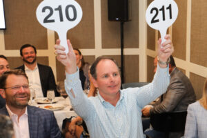 Bidding Two Hands (Photo by Priscilla Dickson)