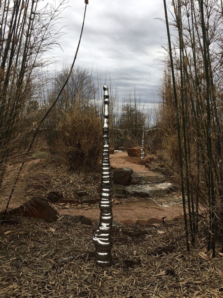 Steve Tobin's "Icicles," made of hammered steel, are inspired by the magic of winter. (Photo by Daisuke Shintani) 