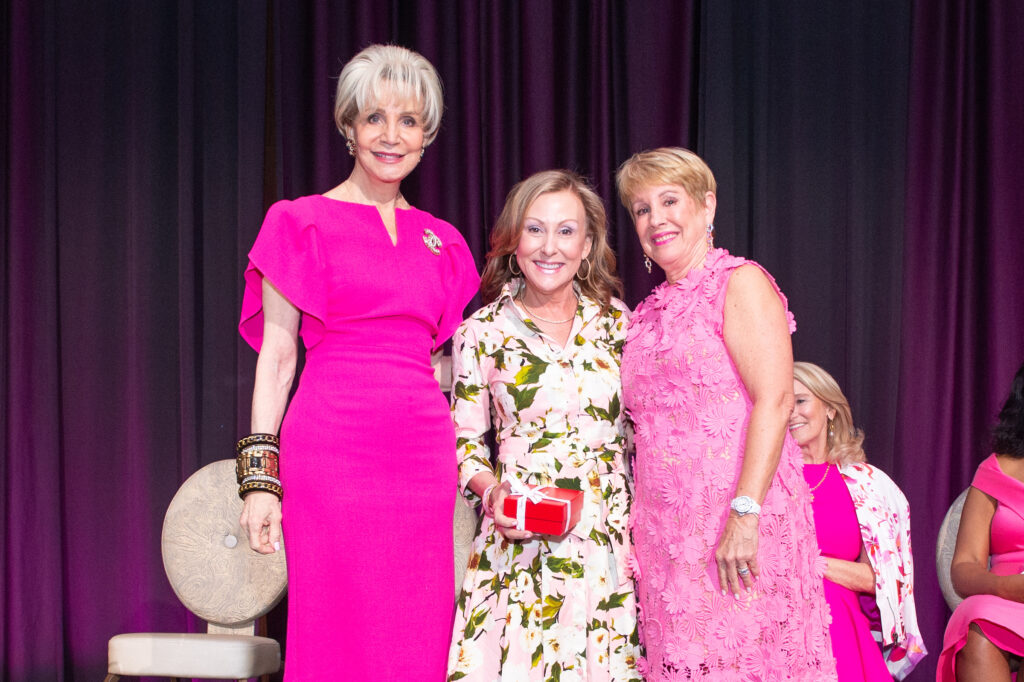 Leisa Holland Bowman, Rosanne Oelfke, Donna Lewis at the American Cancer Society Tickled Pink luncheon (Photo by Jacob Power)